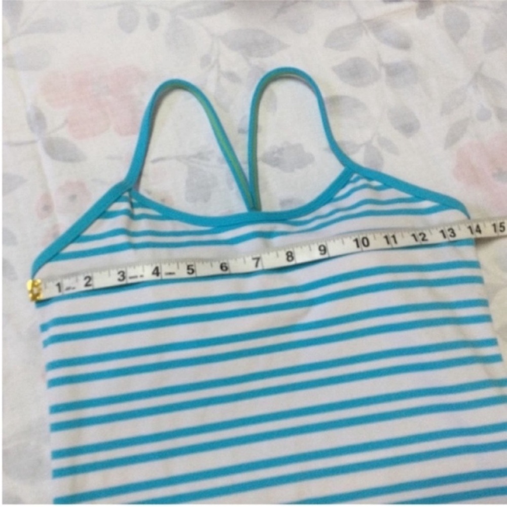 Lululemon Athletica Tank 6 - Picture 5 of 6